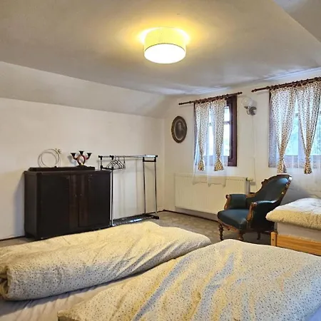 Chalet Na Dvorku *